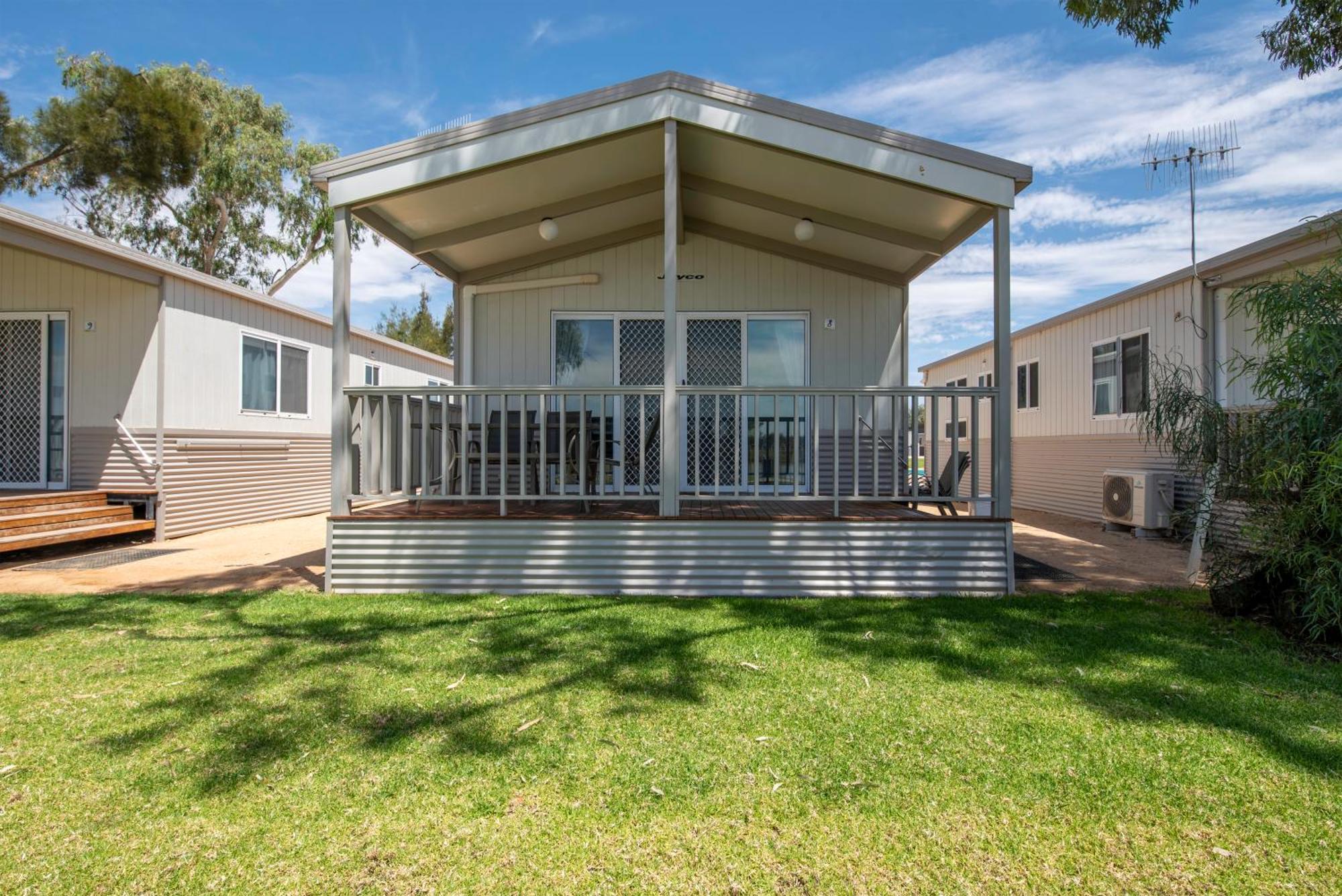 Echo Holiday Parks - Waikerie Екстериор снимка